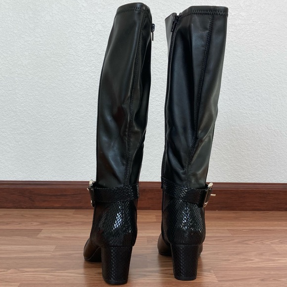 Isabell Pull On Wide Calf Black Knee High Boots w/ Buckle Accent Size 5.5 NIB - Picture 5 of 7